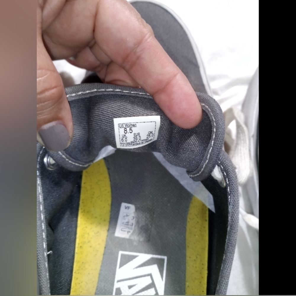 Vans Gray and White Canvas Sneakers Low-Top - Picture 10 of 10